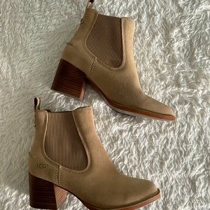 Ugg Faye heeled booties size 10 worn twice